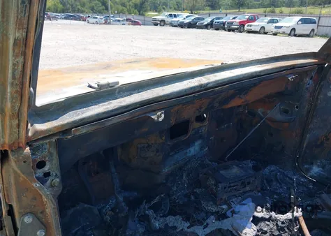 2018 Jeep Wrangler Jk Unlimited Sport S 4X4 z USA, uszkodzony, nr VIN 1C4BJWDG2JL874995